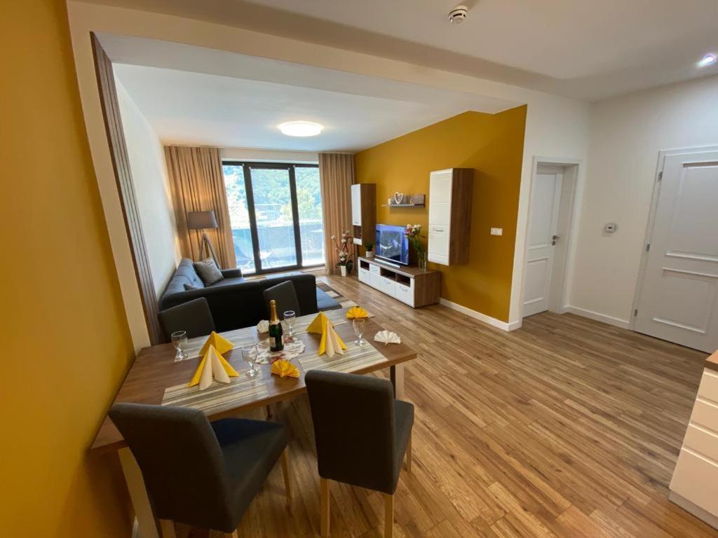 Apartman Afrodita 2 -Rezidencia Amelia บาร์เดโยว์สเค คูเปเล ภายนอก รูปภาพ